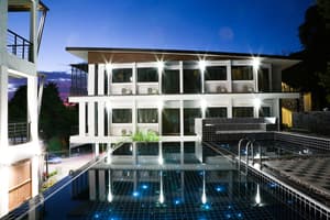 thumbnail: Exterior detail