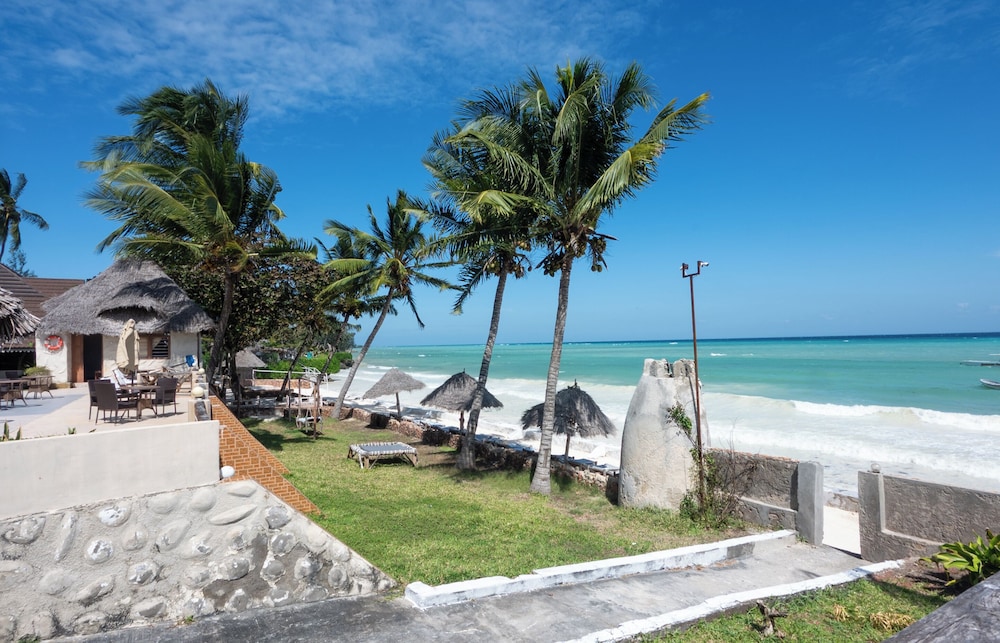 Beach/ocean view