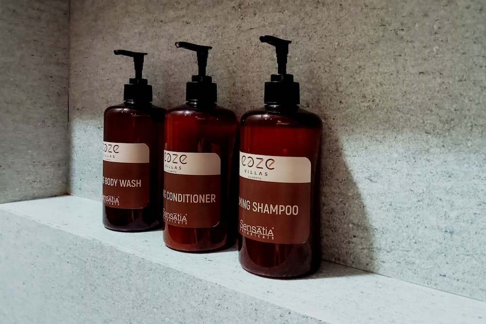 Bathroom amenities