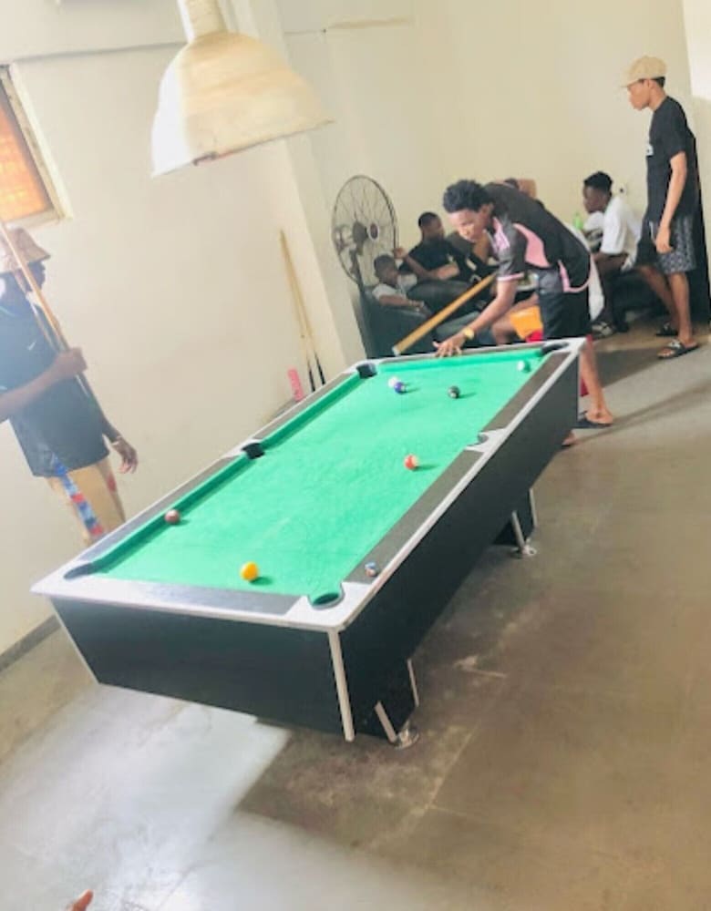 Sports bar