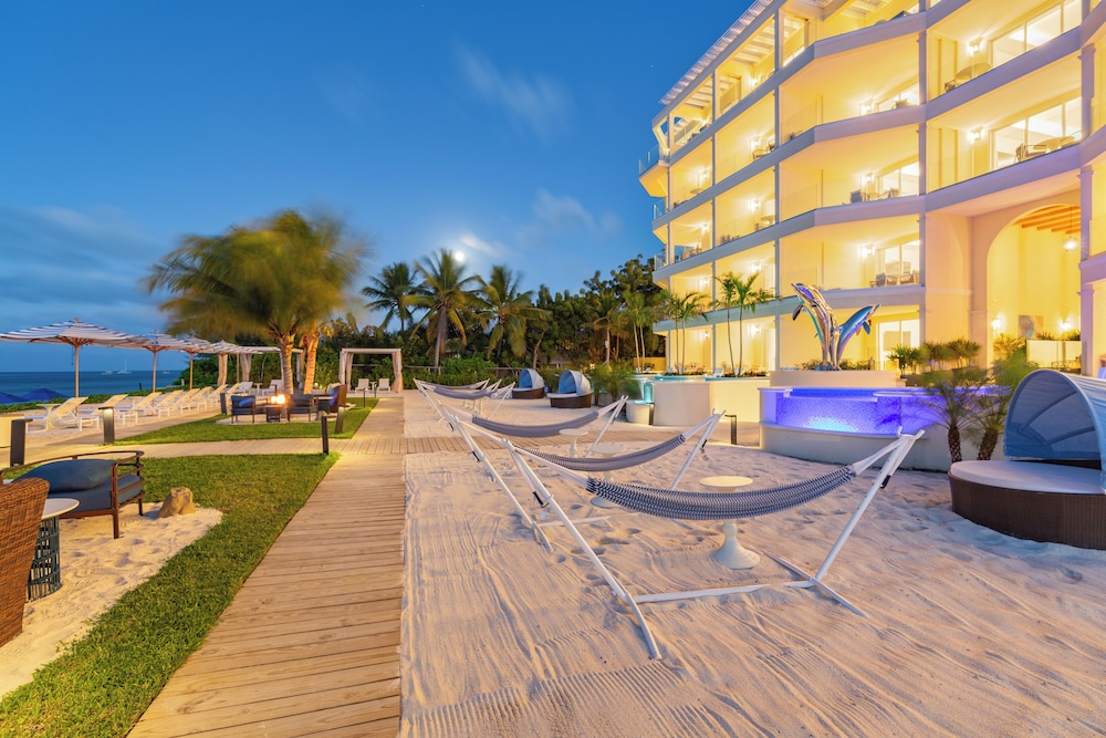 Beach/ocean view
