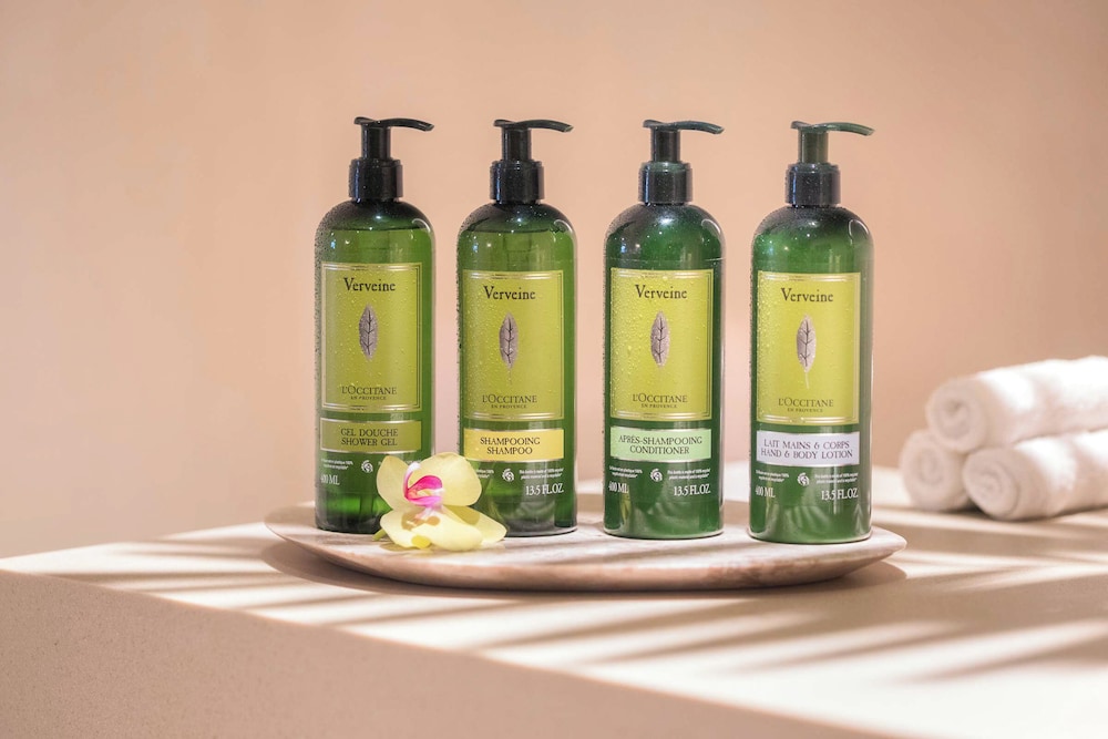 Bathroom amenities