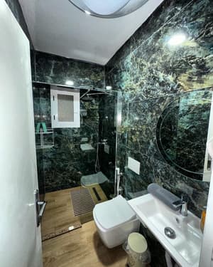 thumbnail: Bathroom