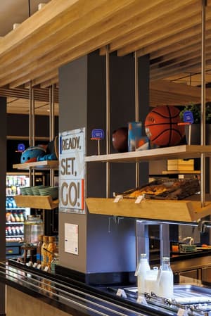 thumbnail: Breakfast area