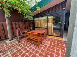 Suree Garden Resort & Karaoke