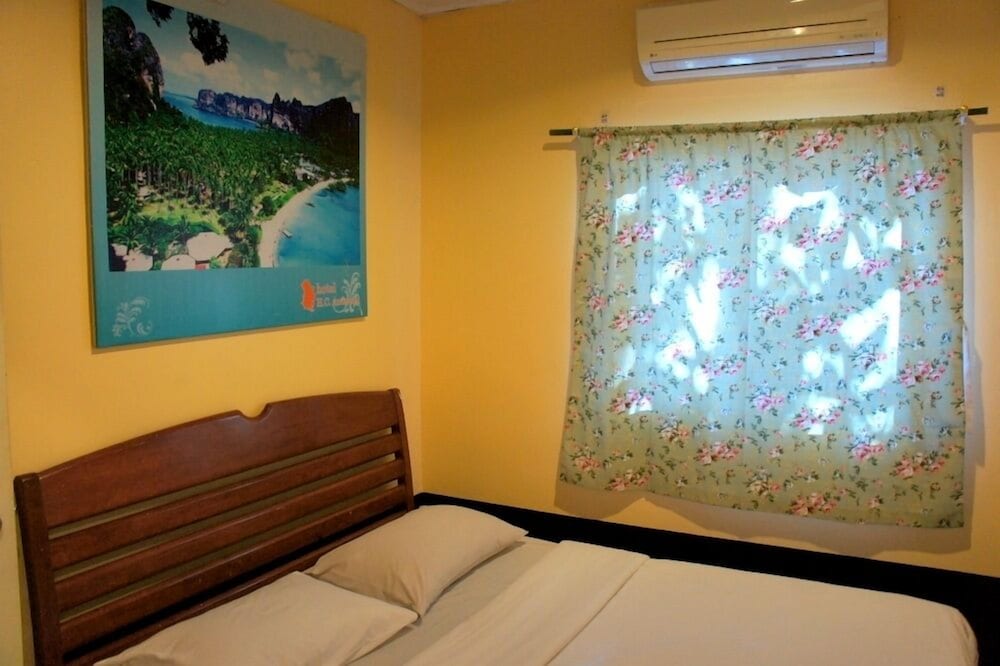 Swimming pool-spa