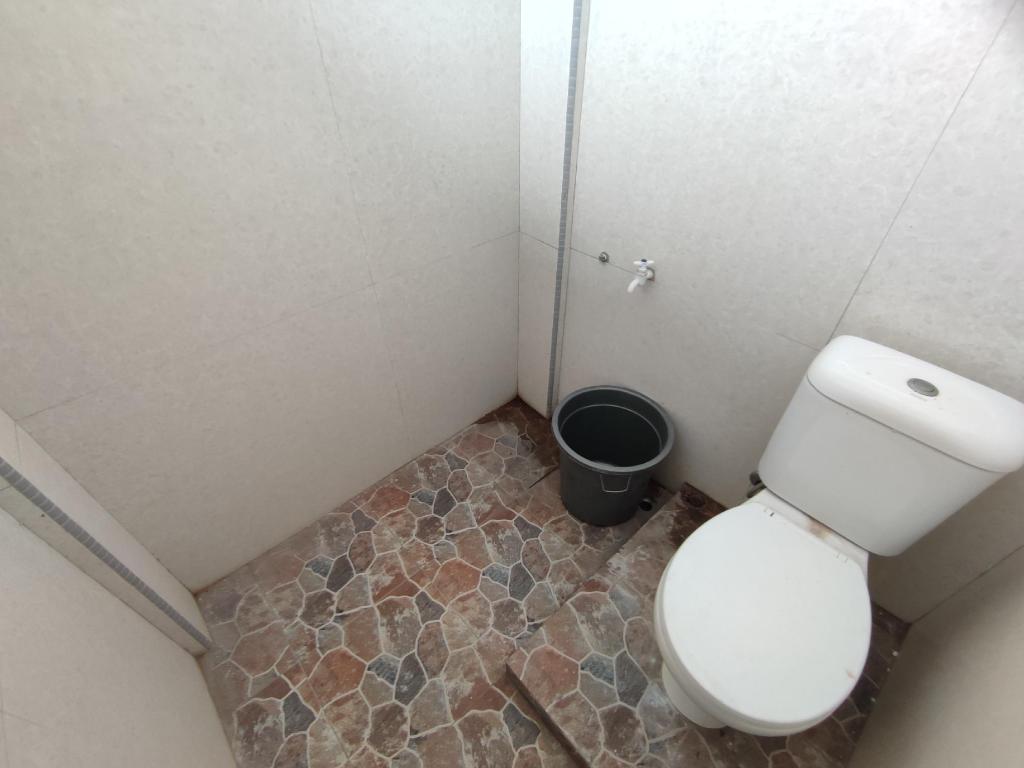 84a37a0891bd76b41de3e7cc9de6a595.jpg