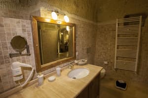 thumbnail: Bathroom sink