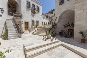 thumbnail: Courtyard