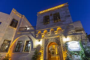 thumbnail: Front of property - evening/night