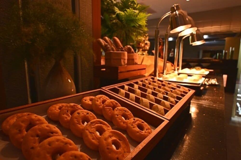 Restaurant-cafeteria