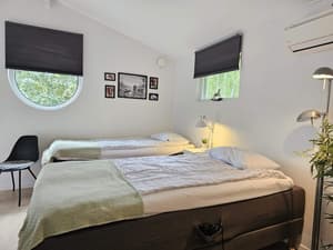 thumbnail: Interior