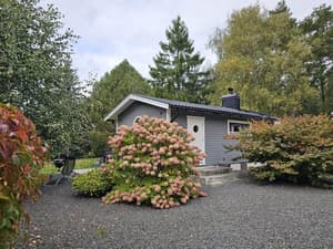 thumbnail: Exterior