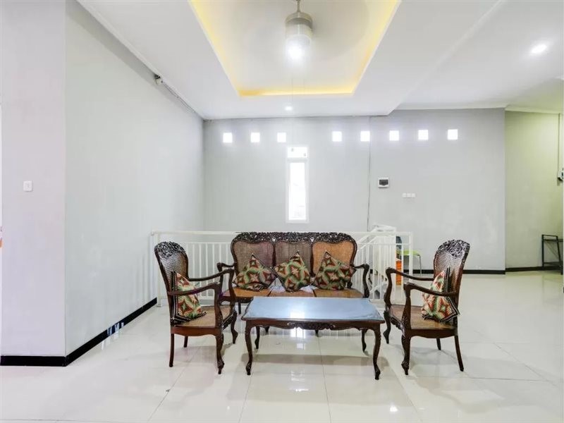 Amenities and Services