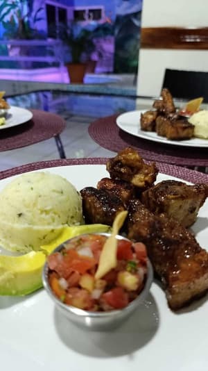 thumbnail: Restaurant