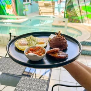 thumbnail: Restaurant