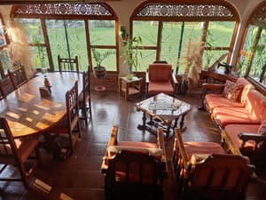 thumbnail: Interior