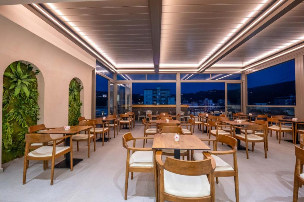 Restaurant-cafeteria