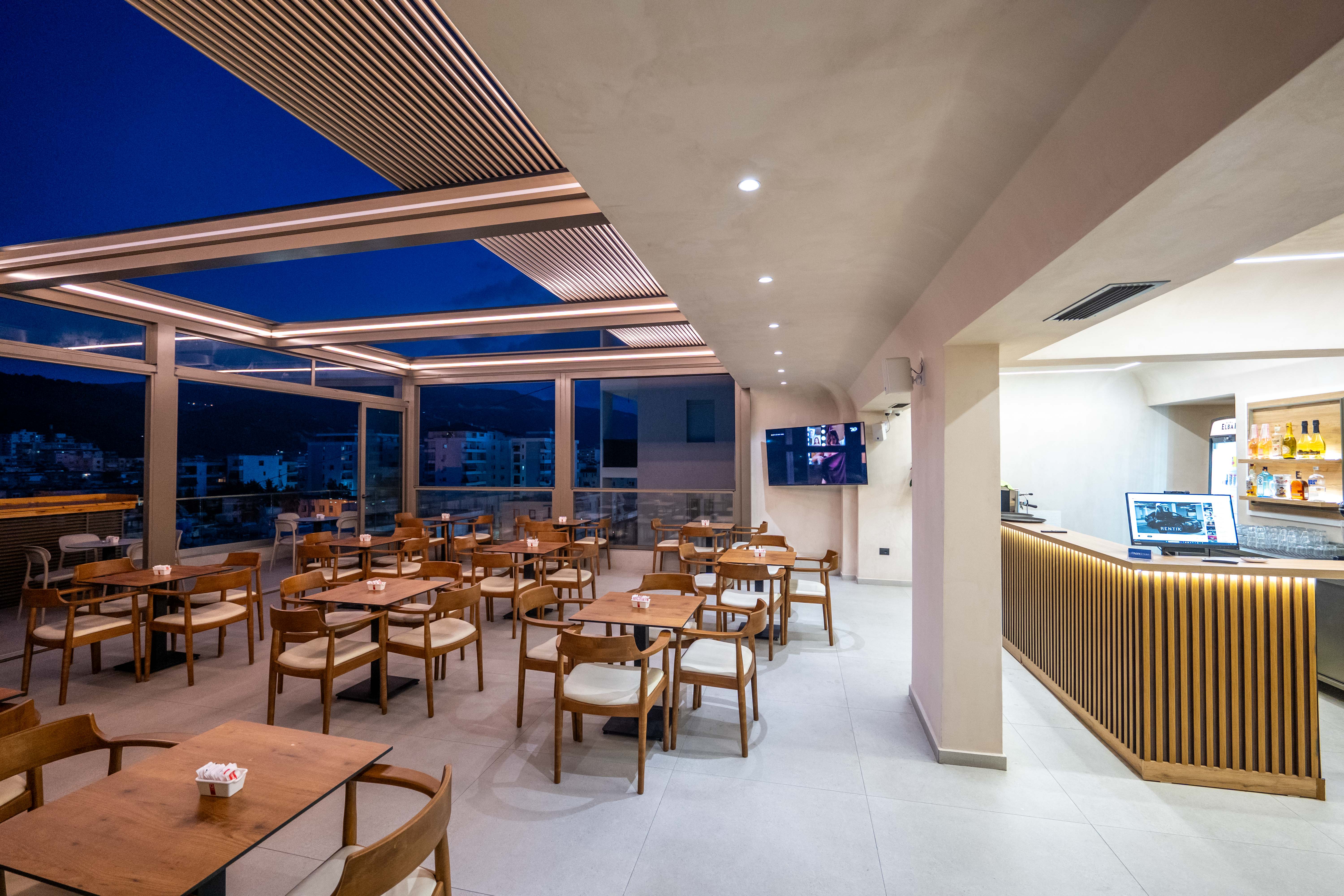 Restaurant-cafeteria