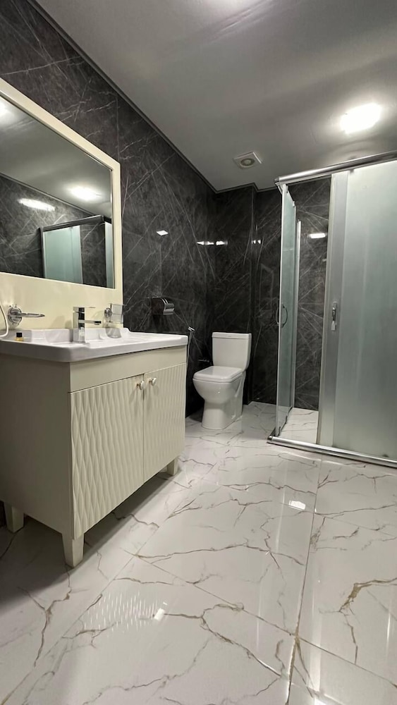 Bathroom shower