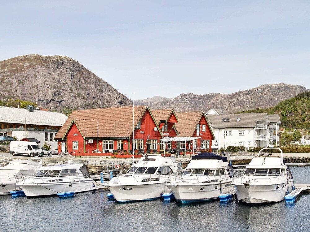 Marina