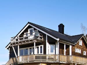 thumbnail: Exterior