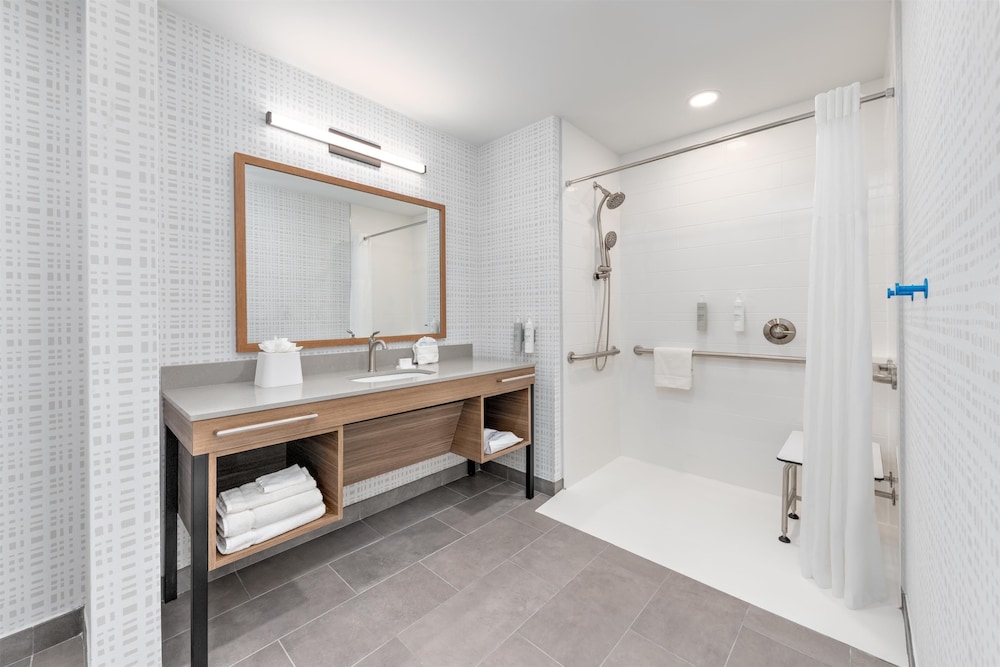 Bathroom shower