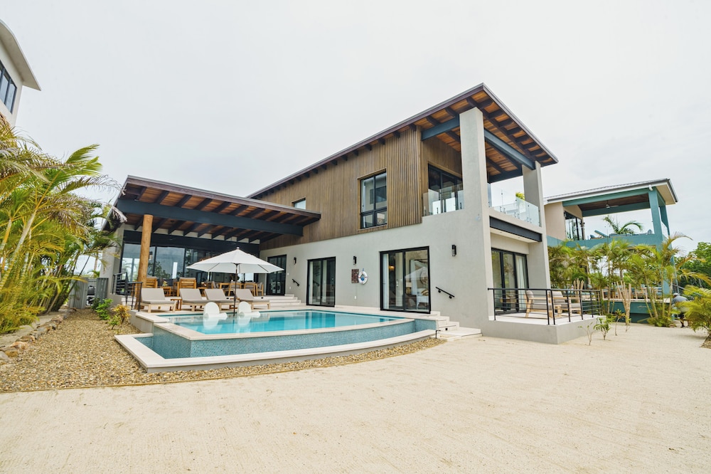 Private pool