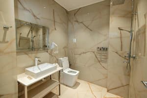 thumbnail: Bathroom