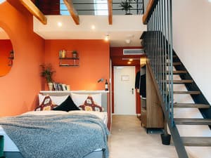 thumbnail: Room