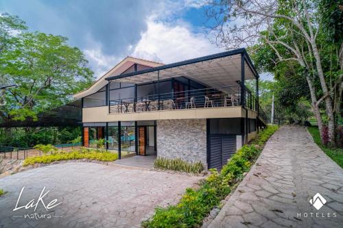 433388822.jpg