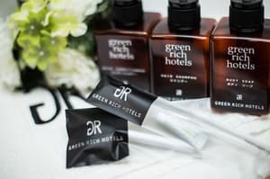 thumbnail: Bathroom amenities