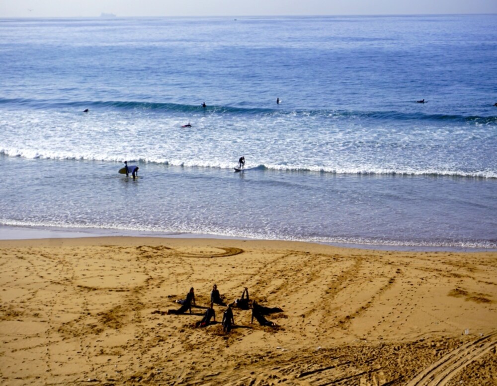 Surfing/boogie boarding