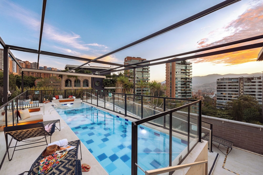 Rooftop pool