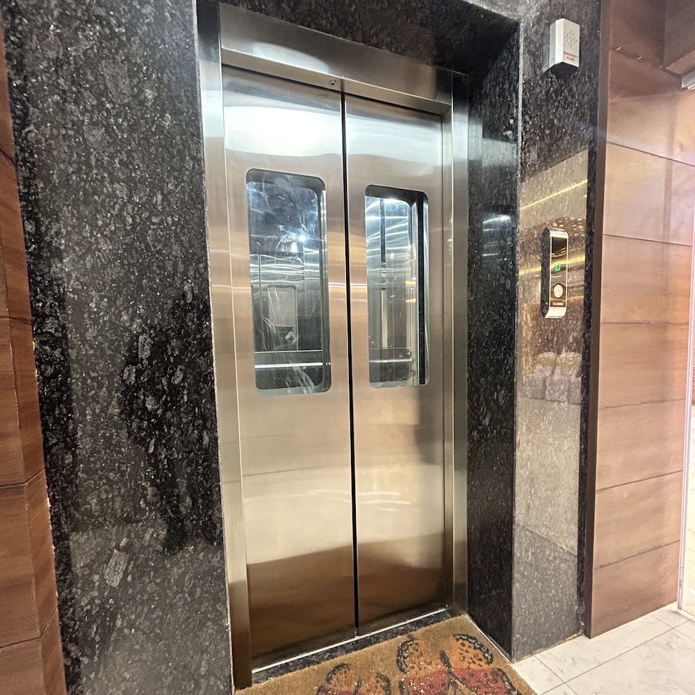 Elevator