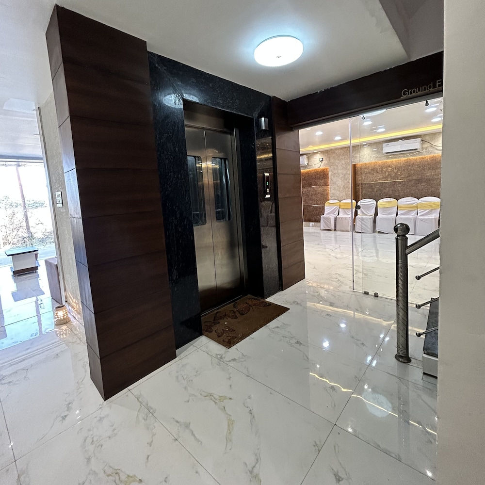 Elevator