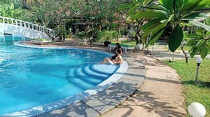 thumbnail: Pool