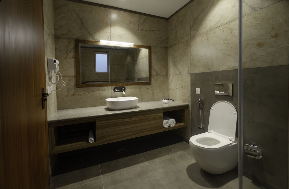Bathroom amenities
