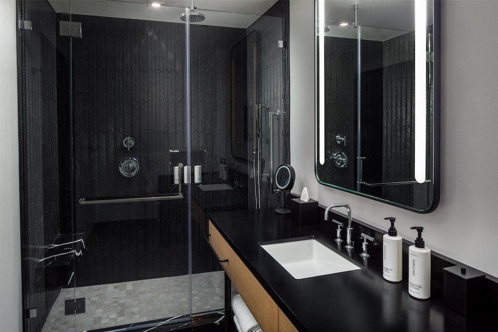 Bathroom shower