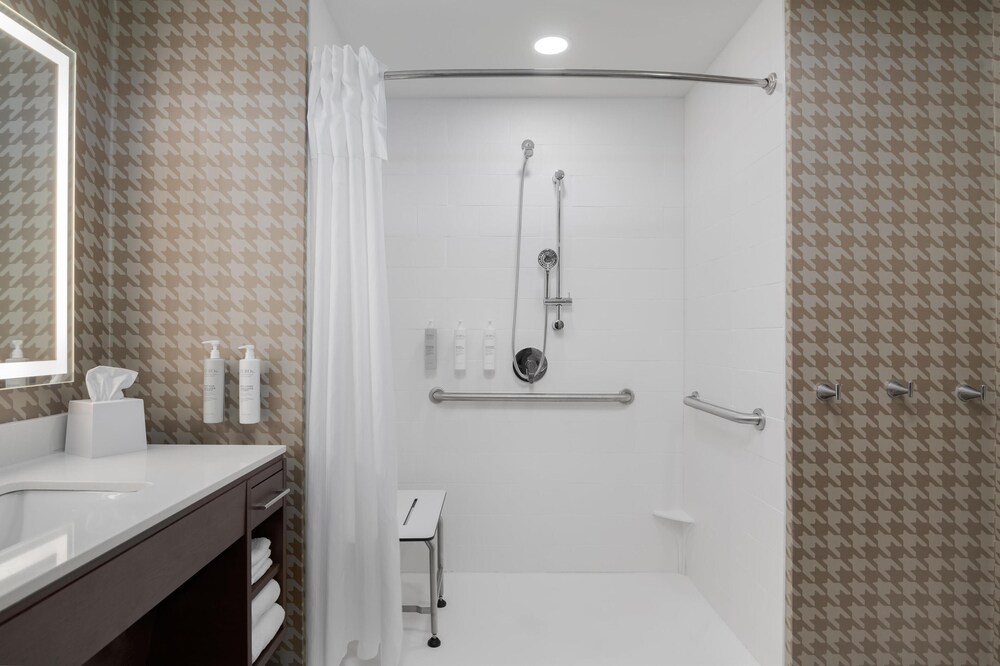 Bathroom shower
