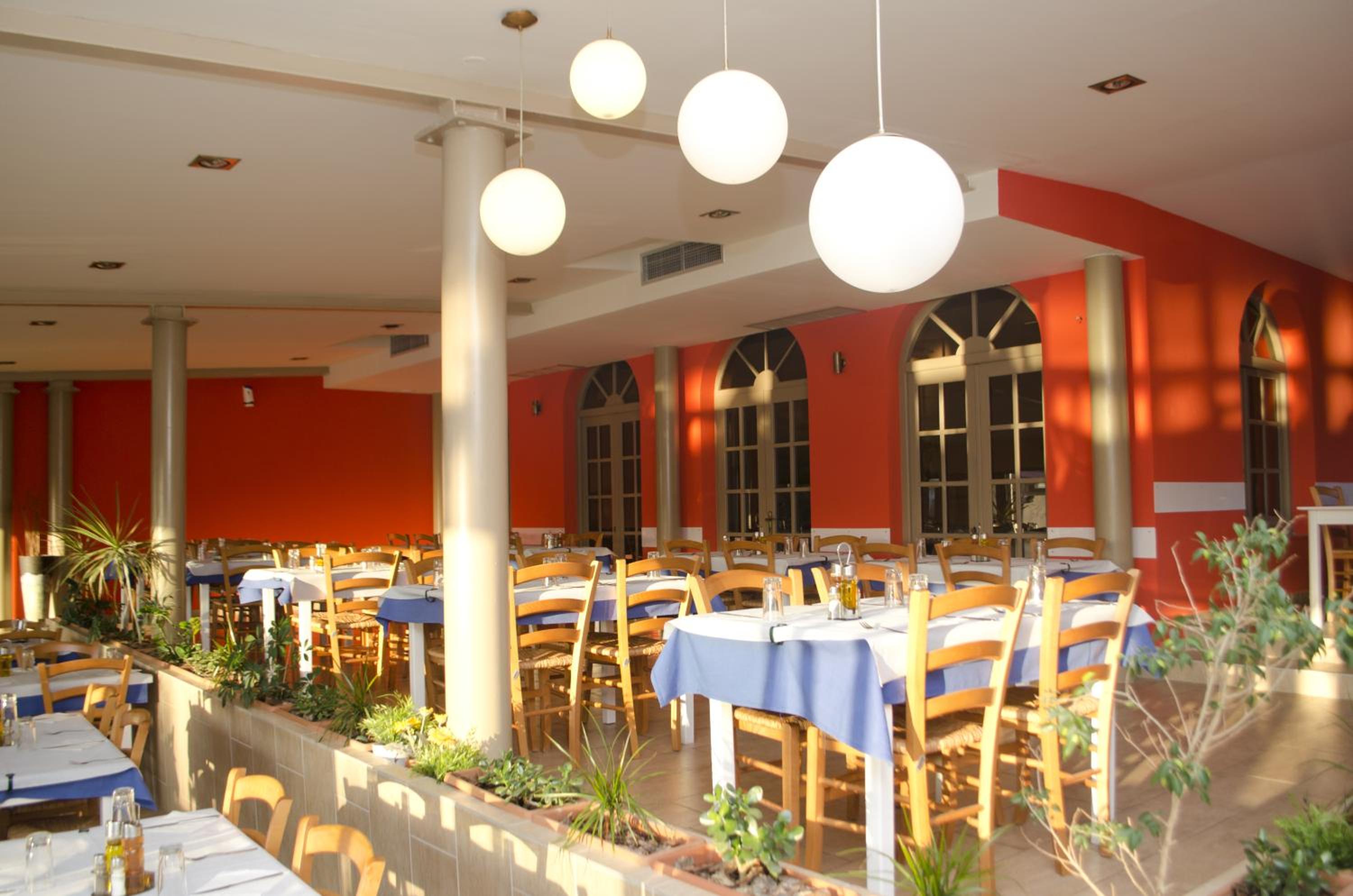 Restaurant-cafeteria