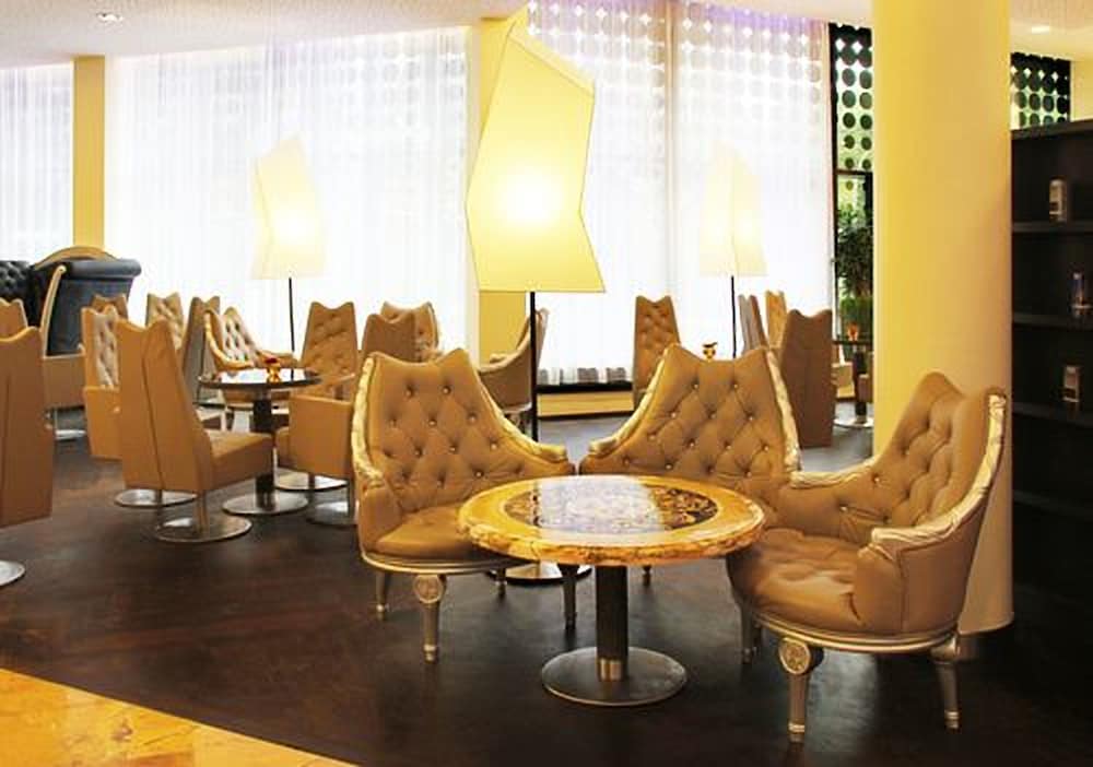 Restaurant-cafeteria