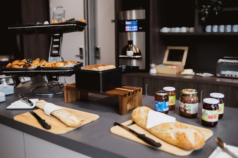 Restaurant-cafeteria