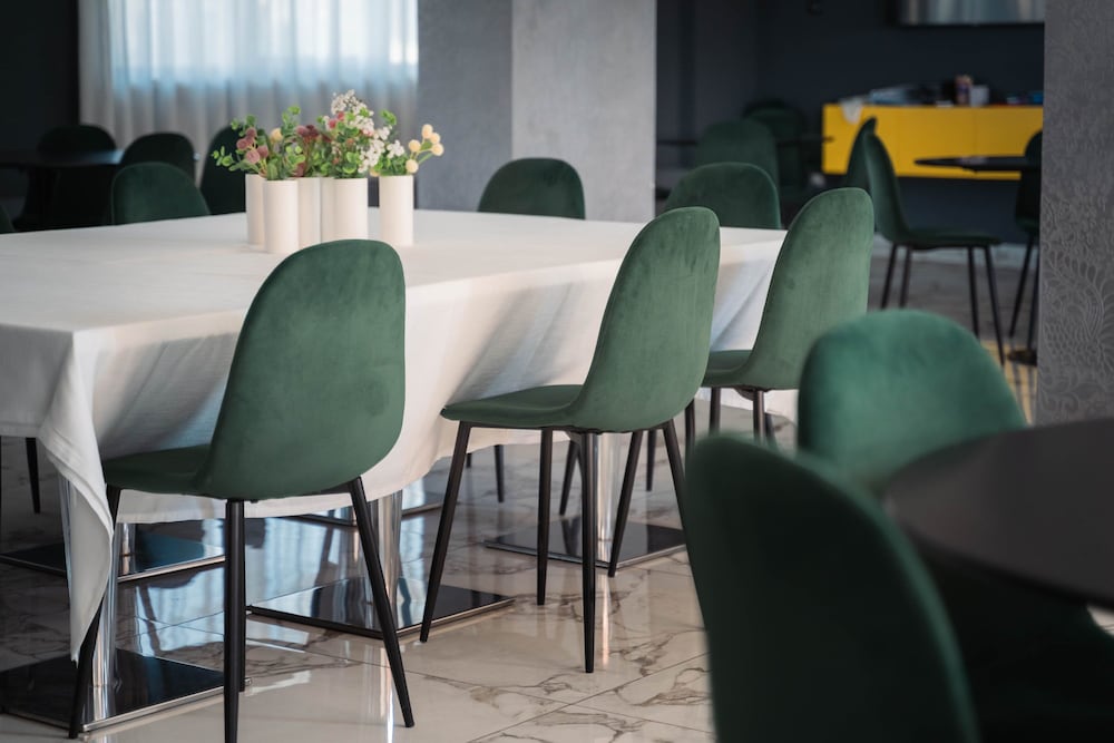 Restaurant-cafeteria