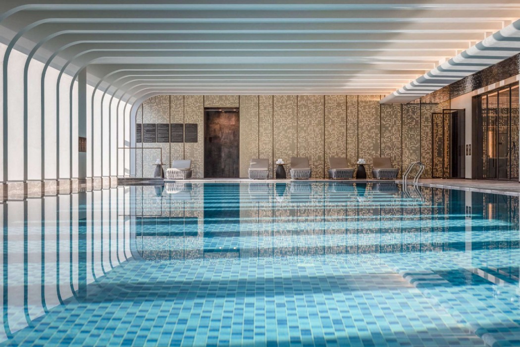 Swimming pool-spa