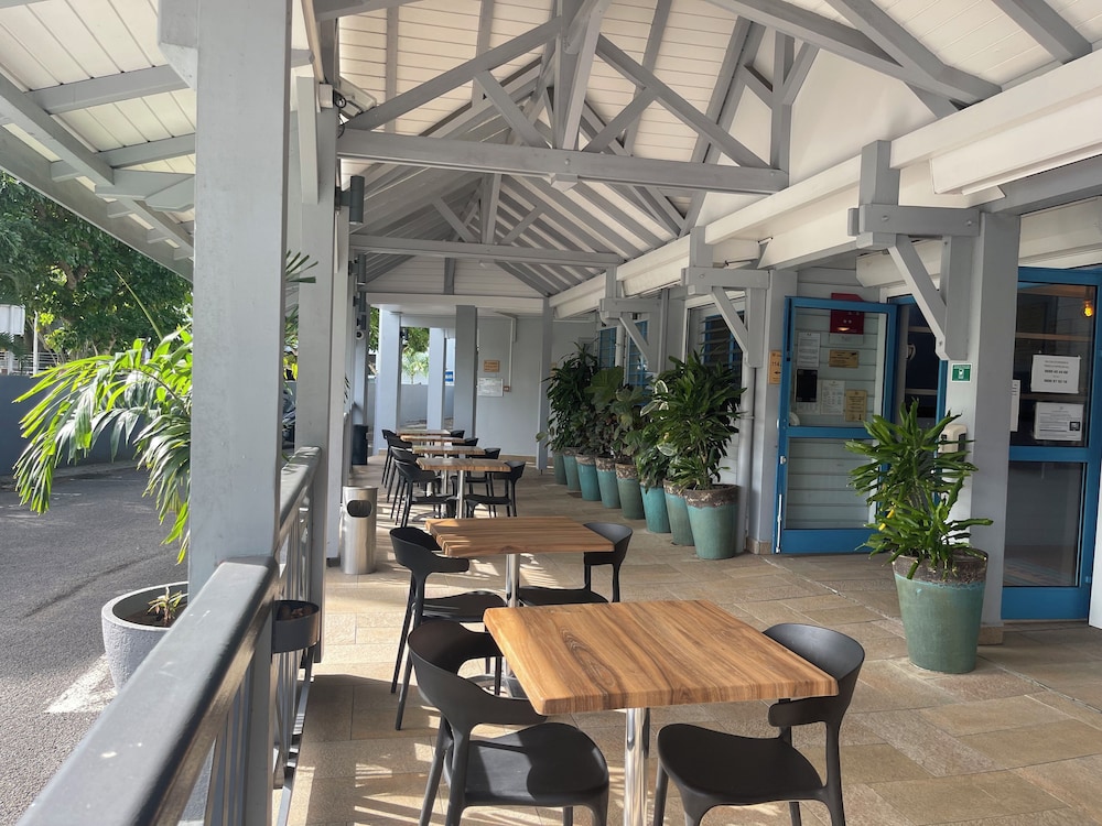 Restaurant-cafeteria