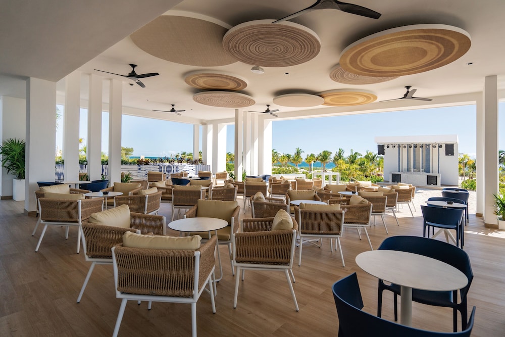 Restaurant-cafeteria