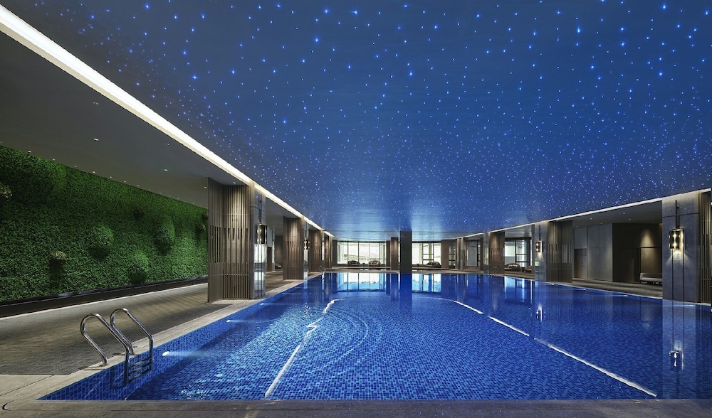 Swimming pool-spa