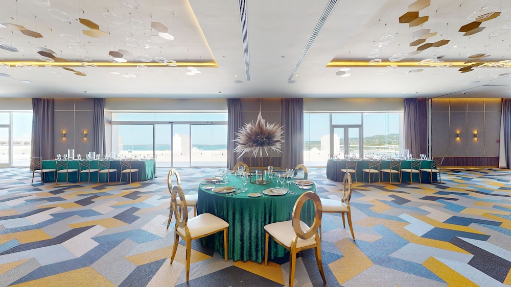 Banquet hall