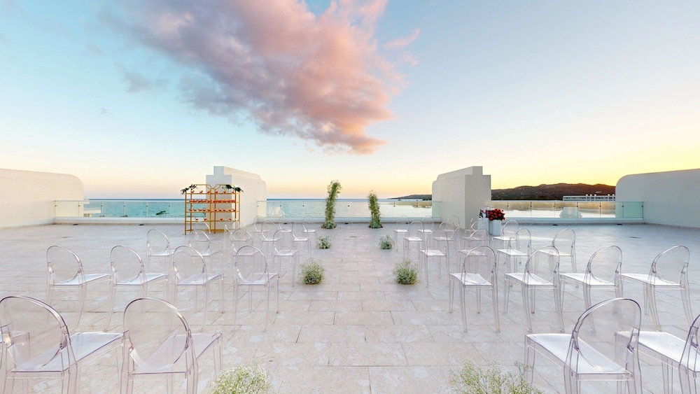 Rooftop terrace